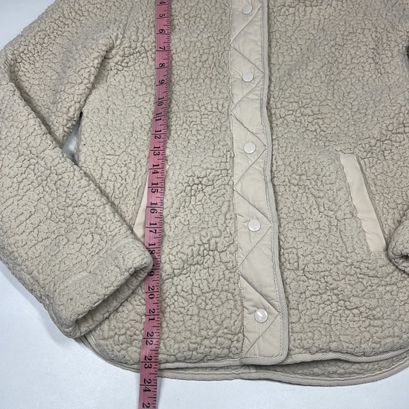 Abercrombie & Fitch Soft A&F Collection Cream Snap Button Sherpa Jacket Size XXS - Picture 4 of 5
